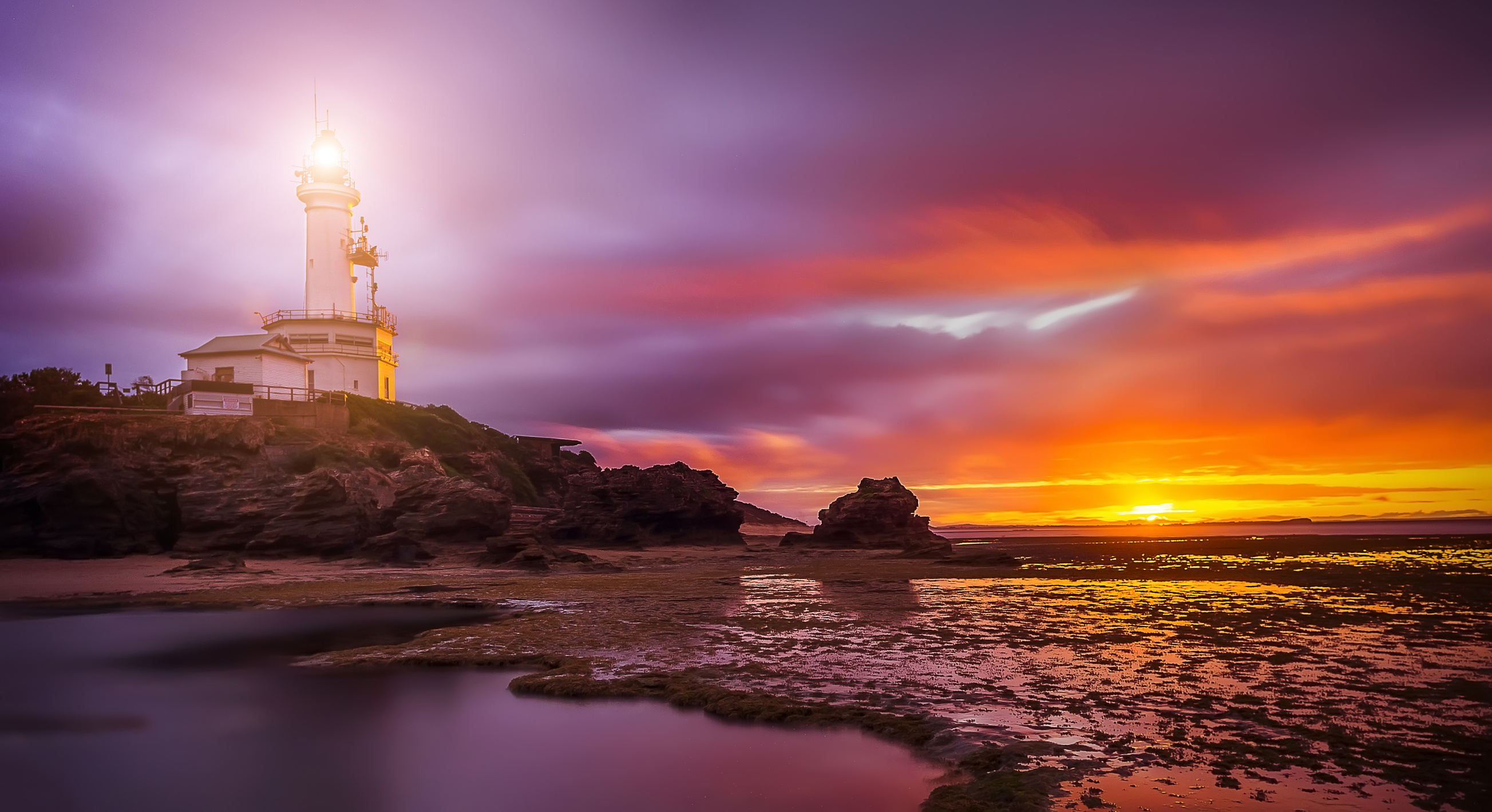 Lonsdale SMR Automotive